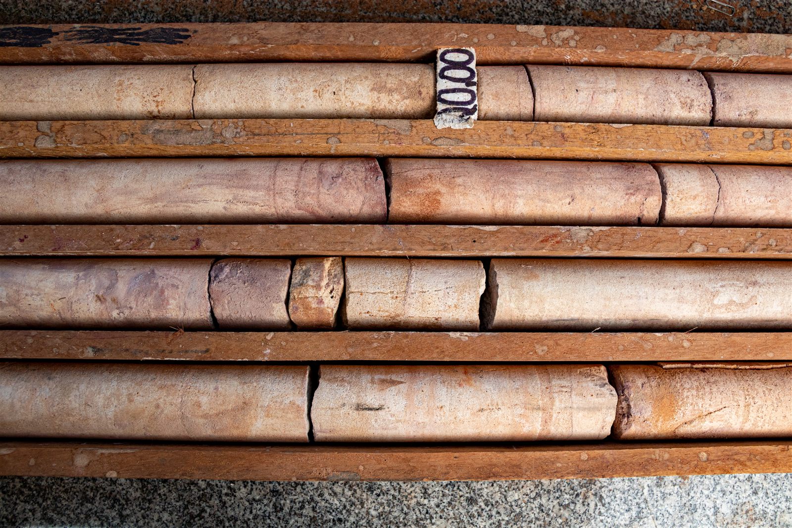 Caixas de testemunhos de rocha