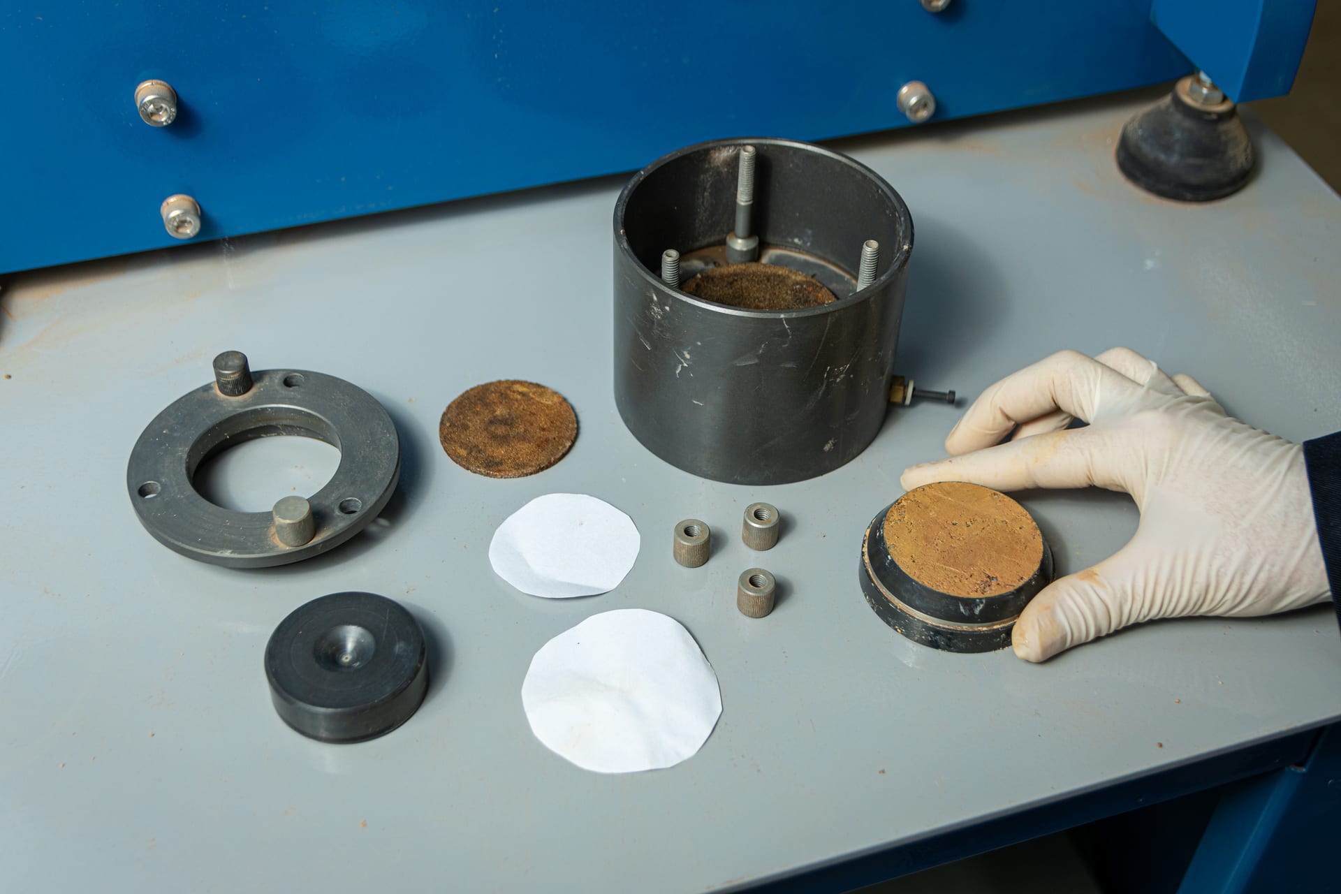 Ensaio de resistência de solos moles - Laboratório Suporte