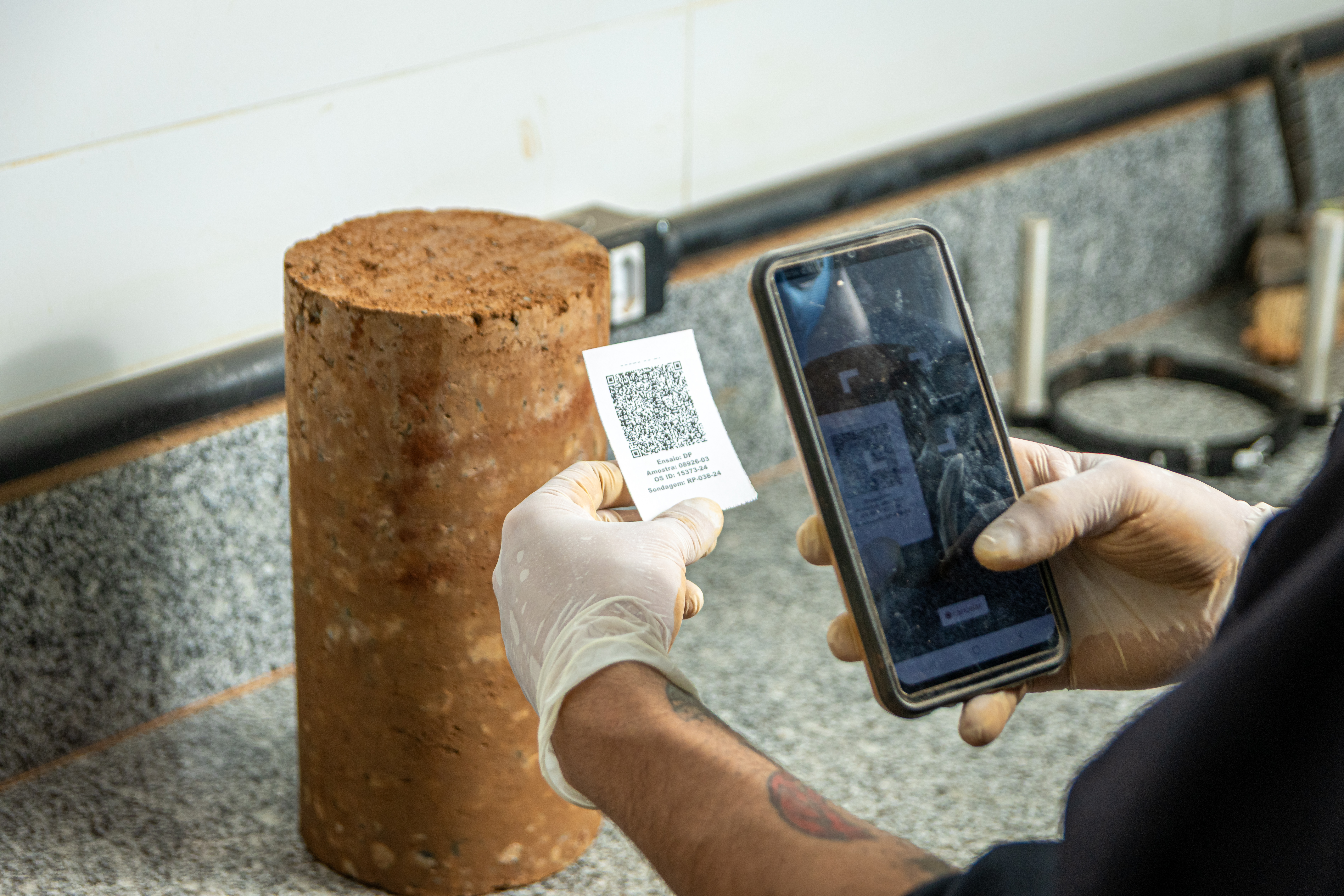 Ensaio de Deformação Permanente - Laboratório Suporte